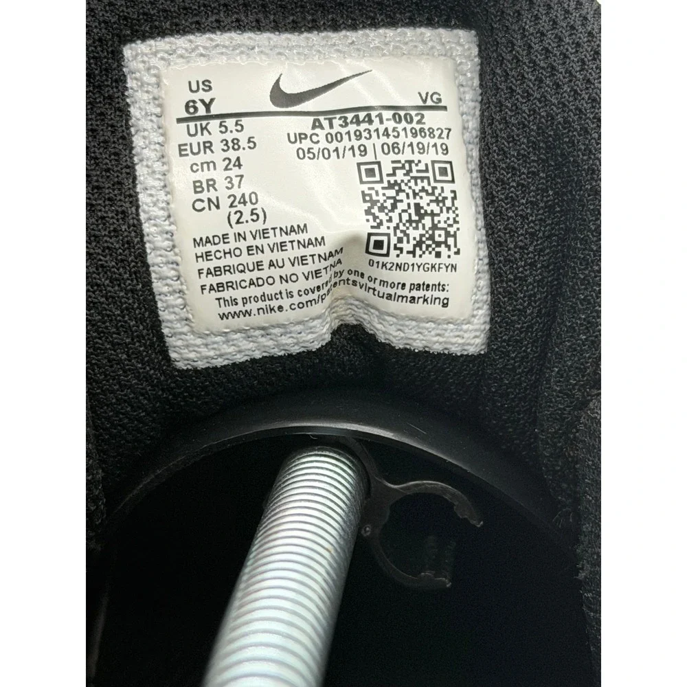 Nike Force Zoom Trout 6 Keystone Kids Baseball Cleats Black White AT3441-002 6Y